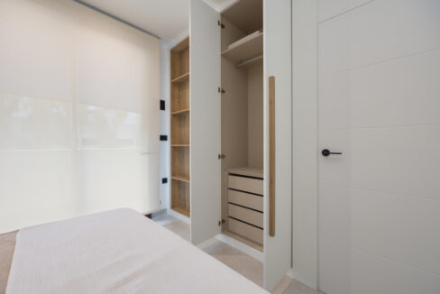 DORMITORIO 2 ARMARIO